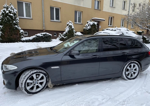 BMW Seria 5 cena 29590 przebieg: 184000, rok produkcji 2012 z Białystok małe 106